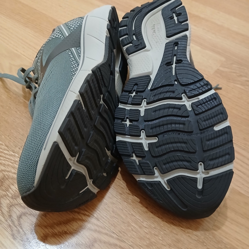 Brooks Ghost 14 Comfort/RunningMedical Field Shoes Size 10 2E Wide - Picture 12 of 12